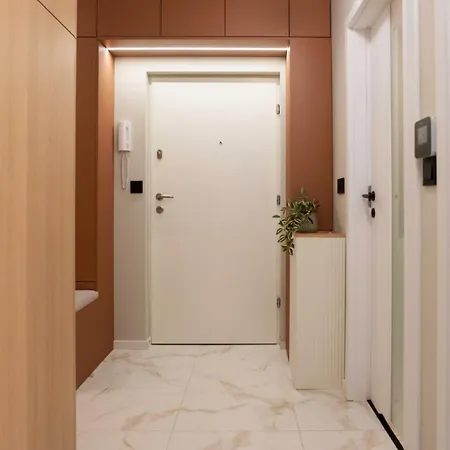 Apartment A Stylish Tenement House In The Very Center Of