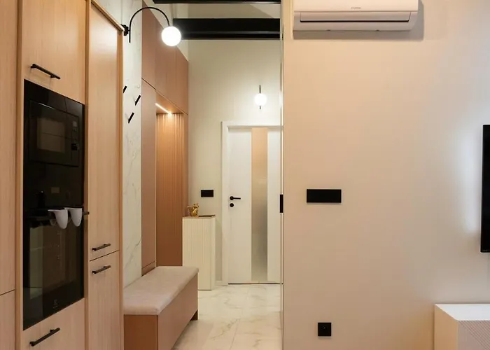 Apartman A Stylish Tenement House In The Very Center Of *