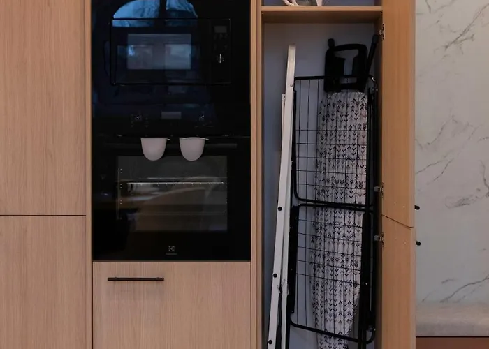 Appartement A Stylish Tenement House In The Very Center Of *